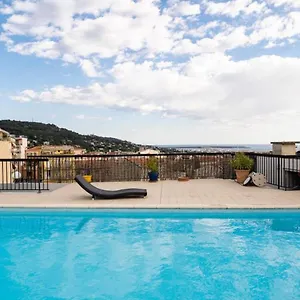 3* Hotel Adonis